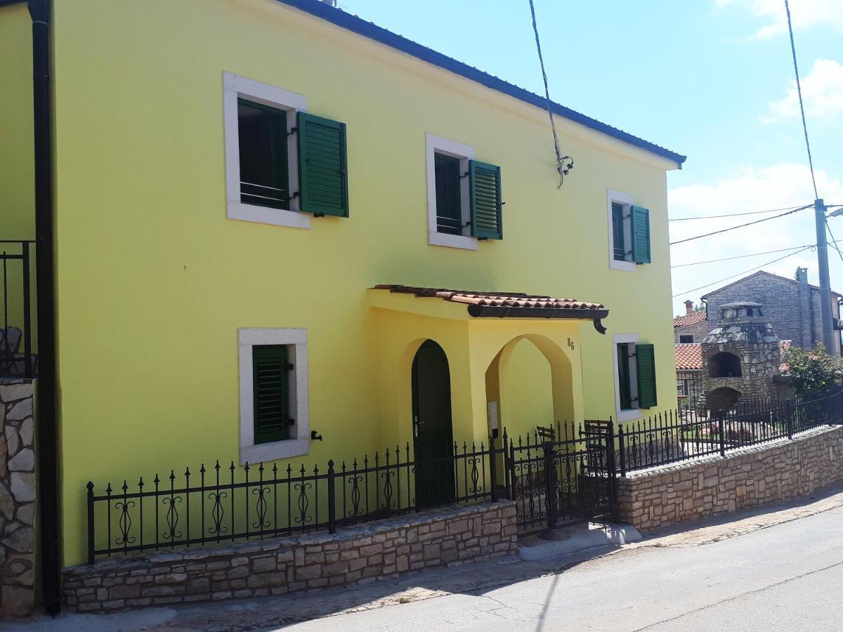 Apartment Terra Rossa Kastelir Ngoại thất bức ảnh