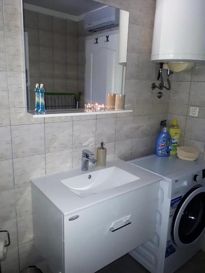 Apartment Terra Rossa Kastelir Ngoại thất bức ảnh