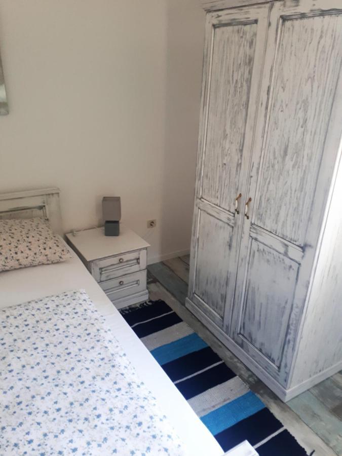 Apartment Terra Rossa Kastelir Ngoại thất bức ảnh